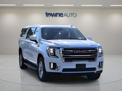 Used 2021 GMC Yukon XL SLT AWD/4WD image 8