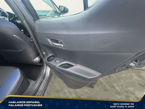 Used 2021 Toyota C-HR XLE FWD image 27