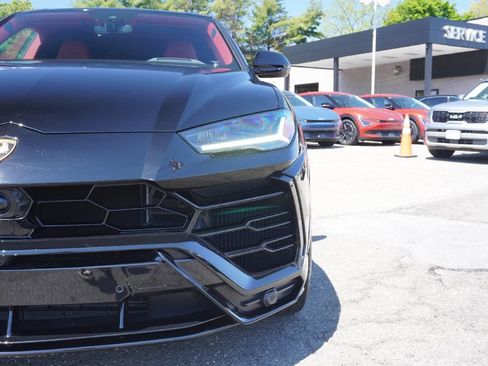 Used 2022 Lamborghini Urus AWD/4WD image 18