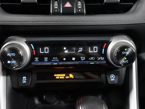 Used 2021 Toyota RAV4 XLE Premium FWD image 19
