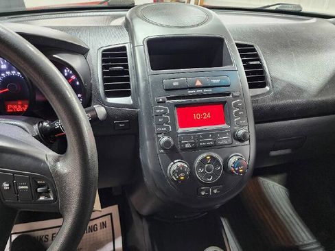 Used 2013 Kia Soul image 12
