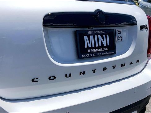 Certified 2023 MINI Cooper Countryman S w/ Signature Upholstery Package image 9