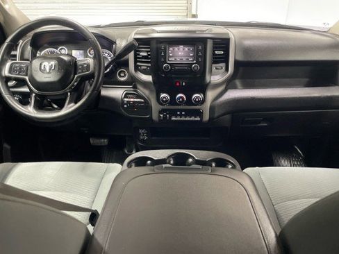 Used 2021 RAM 5500 Tradesman w/ Chrome Appearance Group image 32