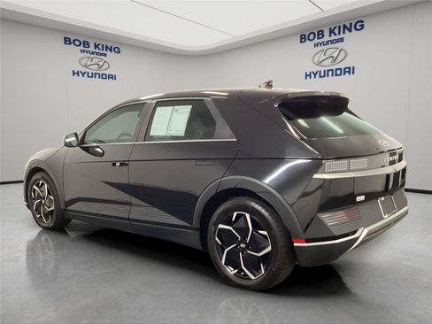 Certified 2024 Hyundai Ioniq 5 SEL RWD image 3