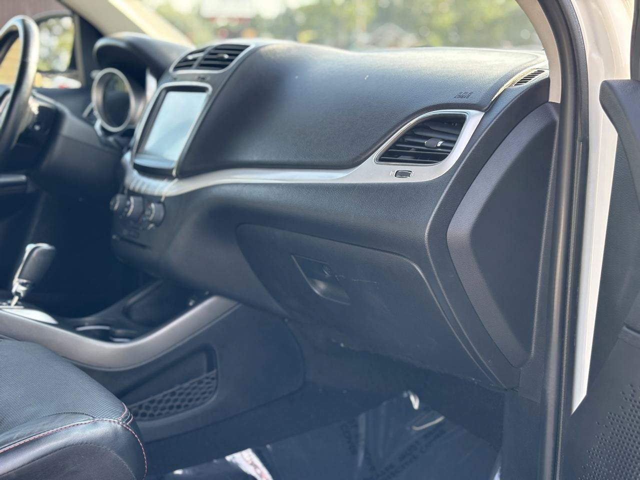 Used 2018 Dodge Journey GT AWD/4WD image 46