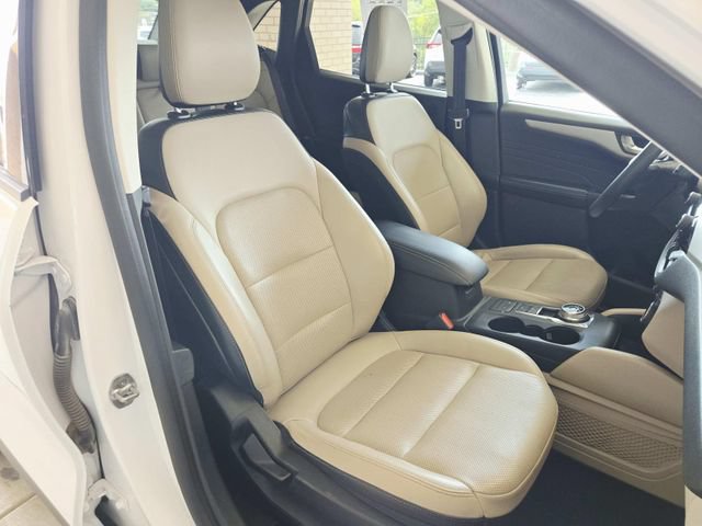 Used 2022 Ford Escape SEL w/ Technology Package AWD/4WD image 23