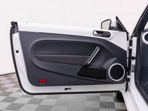 Used 2017 Volkswagen Beetle 1.8T SEL image 13