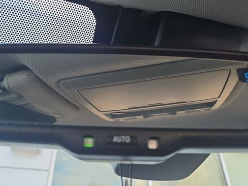 Used 2018 Toyota Tacoma SR5 image 23