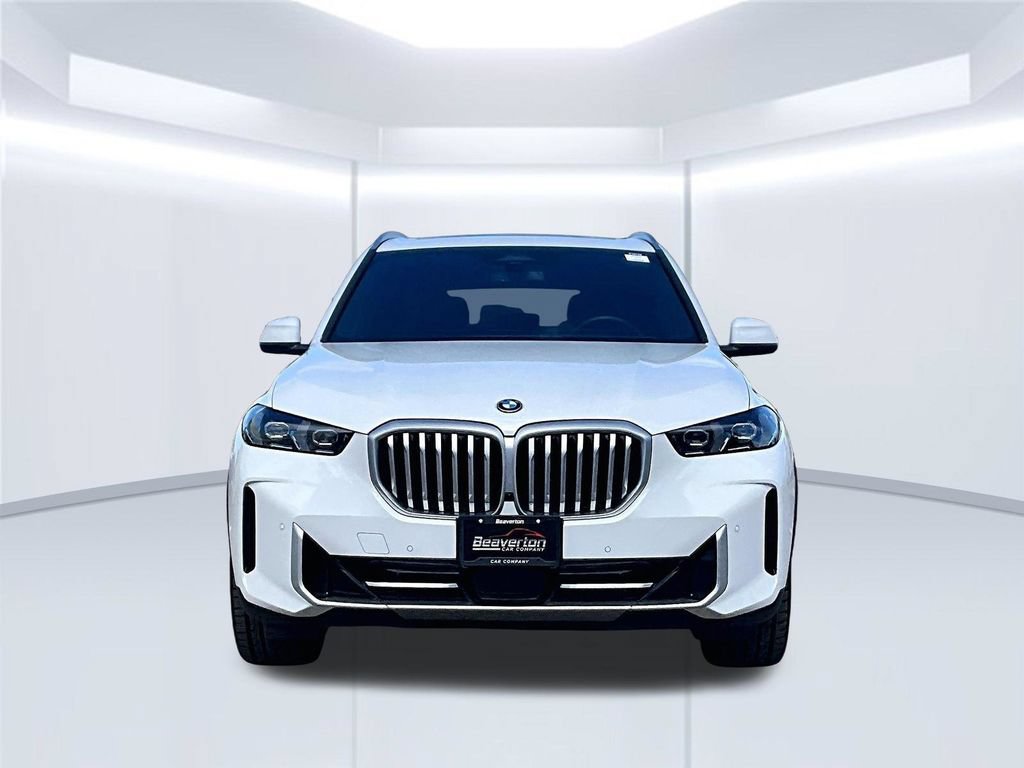 Used 2025 BMW X5 xDrive50e AWD/4WD image 5
