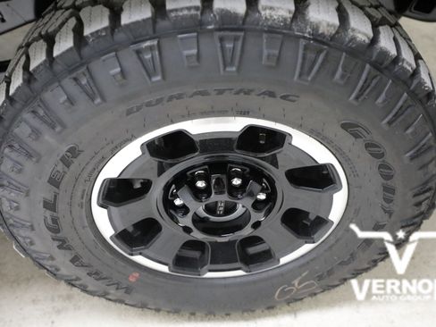New 2026 Ford F250 Lariat w/ Tremor Off-Road Package AWD/4WD image 31