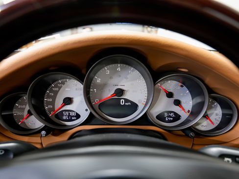 Used 2011 Porsche 911 Carrera S image 11