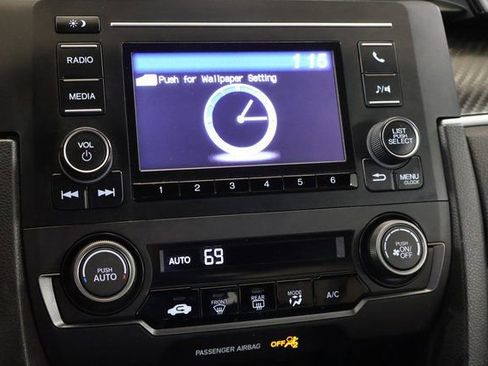 Used 2017 Honda Civic Sport image 18