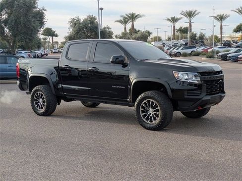 Used 2022 Chevrolet Colorado ZR2 image 8