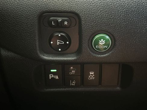 Used 2019 Honda Pilot Touring image 33