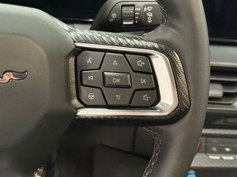 Used 2025 Ford Mustang Coupe image 18