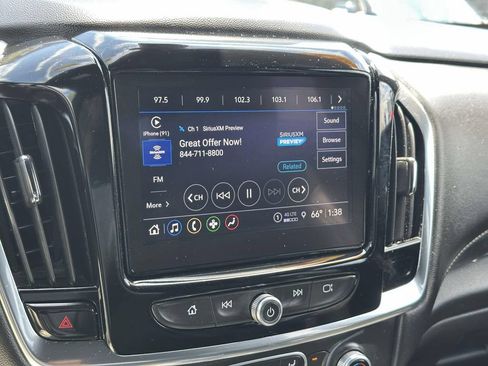 Used 2023 Chevrolet Traverse LT AWD/4WD image 24