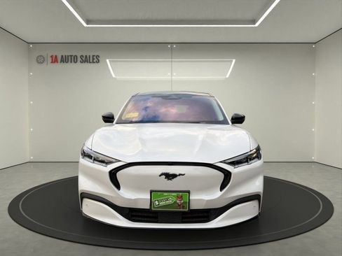 Used 2021 Ford Mustang Mach-E Premium image 8