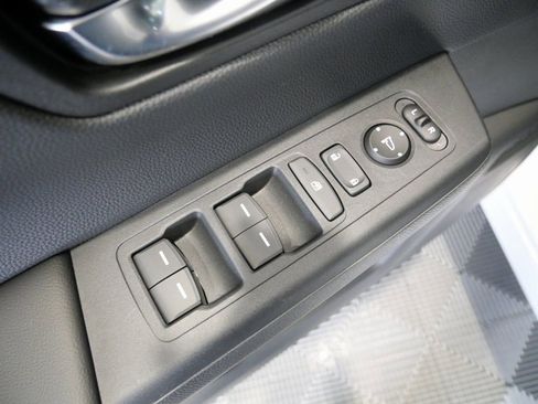 Used 2025 Honda CR-V Sport-L image 17