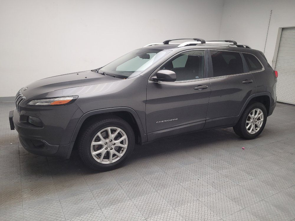 Used 2015 Jeep Cherokee Latitude FWD image 2