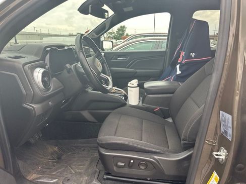 Used 2023 Chevrolet Colorado LT w/ LT Convenience Package II AWD/4WD image 15