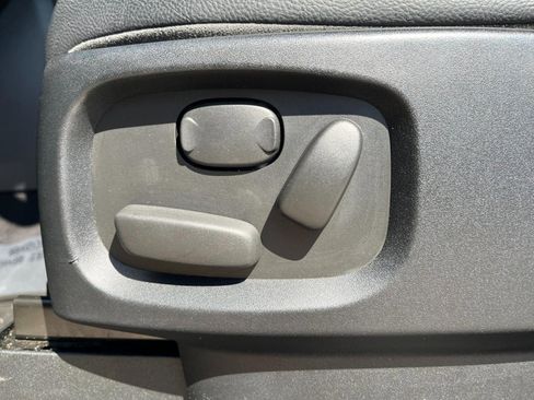 Used 2016 Land Rover LR4 HSE Silver Edition image 15