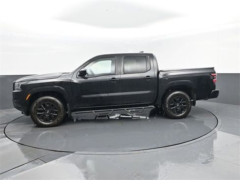 Used 2022 Nissan Frontier SV w/ Technology Package image 5