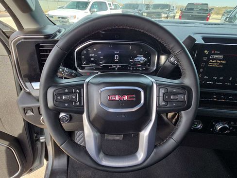 Used 2024 GMC Sierra 1500 Elevation image 15