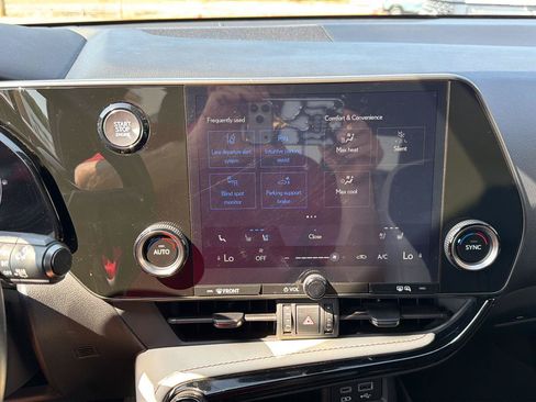 Used 2022 Lexus NX 350 AWD image 19