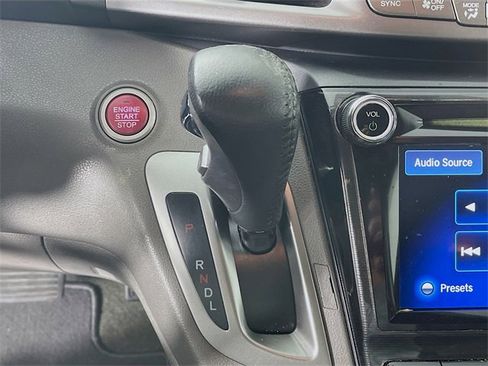 Used 2015 Honda Odyssey Touring image 16