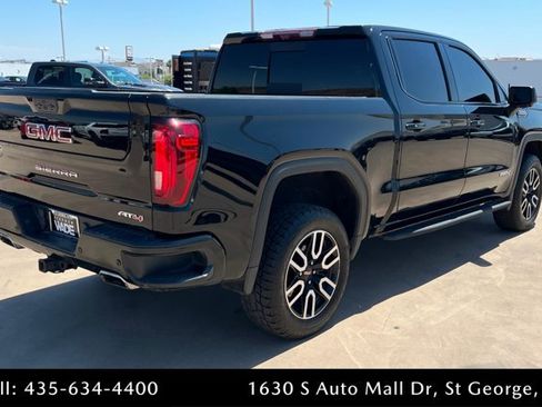 Used 2021 GMC Sierra 1500 AT4 w/ AT4 Premium Package AWD/4WD image 5
