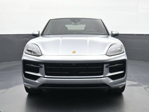Certified 2025 Porsche Cayenne Coupe AWD/4WD image 26