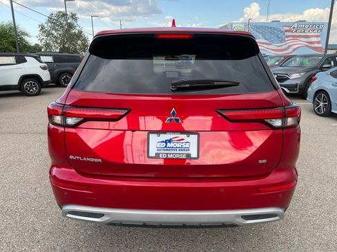 Used 2023 Mitsubishi Outlander SE AWD/4WD image 4