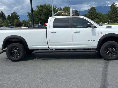 Used 2019 RAM 2500 Big Horn AWD/4WD image 4