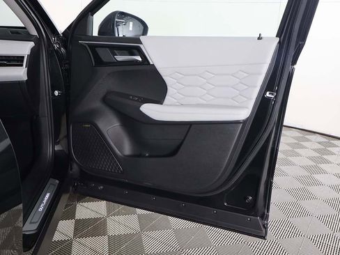 New 2025 Mitsubishi Outlander AWD image 30