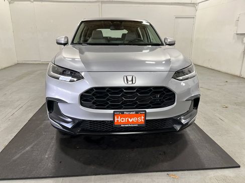 Certified 2023 Honda HR-V LX image 2