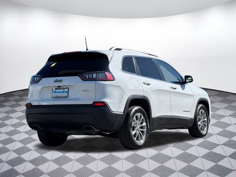 Used 2019 Jeep Cherokee Latitude Plus w/ Comfort/Convenience Group image 8