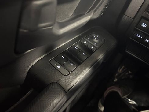 Used 2025 Toyota 4Runner Limited image 32