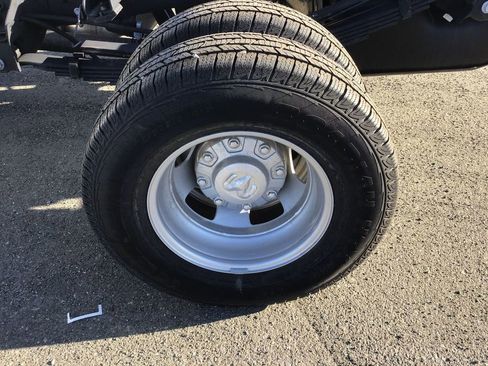 New 2024 RAM 3500 4x4 Crew Cab DRW image 10