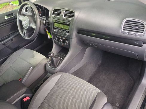 Used 2012 Volkswagen Jetta S FWD image 25