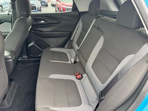 Used 2025 Chevrolet TrailBlazer LT w/ Convenience Package image 6