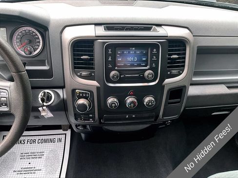 Used 2018 RAM 1500 Express w/ Express Value Package AWD/4WD image 6