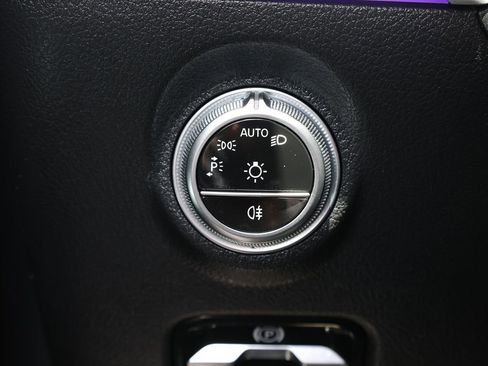 Used 2023 Mercedes-Benz C 300 Sedan image 36