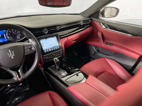 Used 2018 Maserati Quattroporte S Q4 image 23