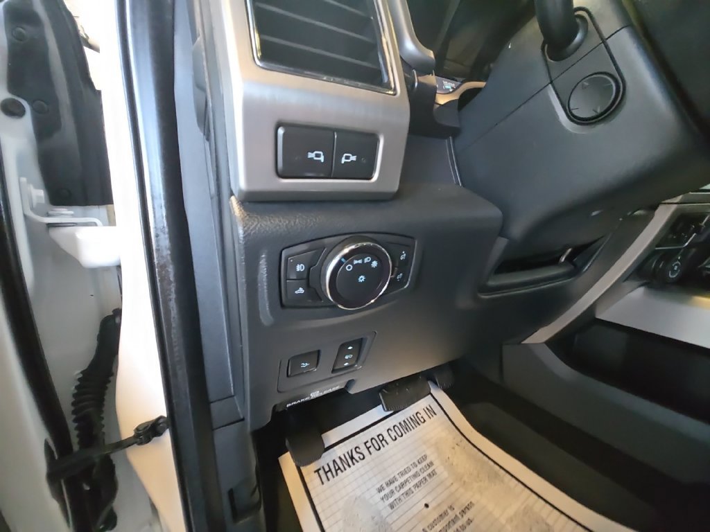Used 2022 Ford F350 Platinum AWD/4WD image 32