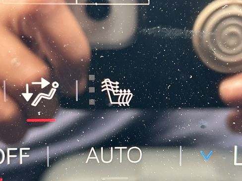 New 2026 GMC Acadia AT4 w/ LPO, Floor Liner Package image 28