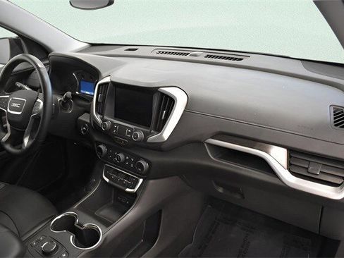Used 2024 GMC Terrain SLT w/ Elevation Edition image 20