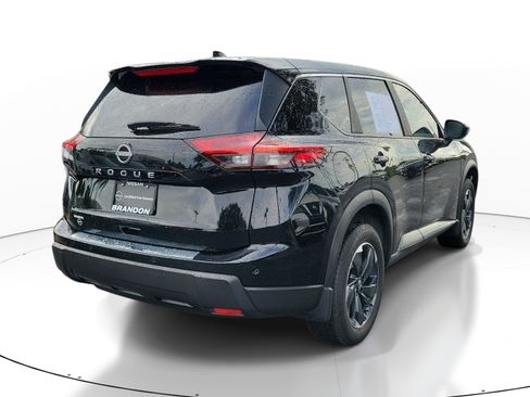 Certified 2025 Nissan Rogue SV FWD image 7