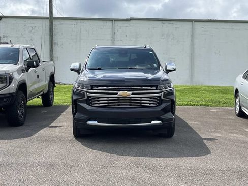 Used 2023 Chevrolet Tahoe Premier AWD/4WD image 7