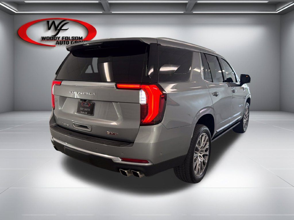 Used 2025 GMC Yukon Denali w/ Sun & Power Step Package RWD image 6