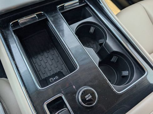 Used 2023 Lincoln Aviator 2WD image 34